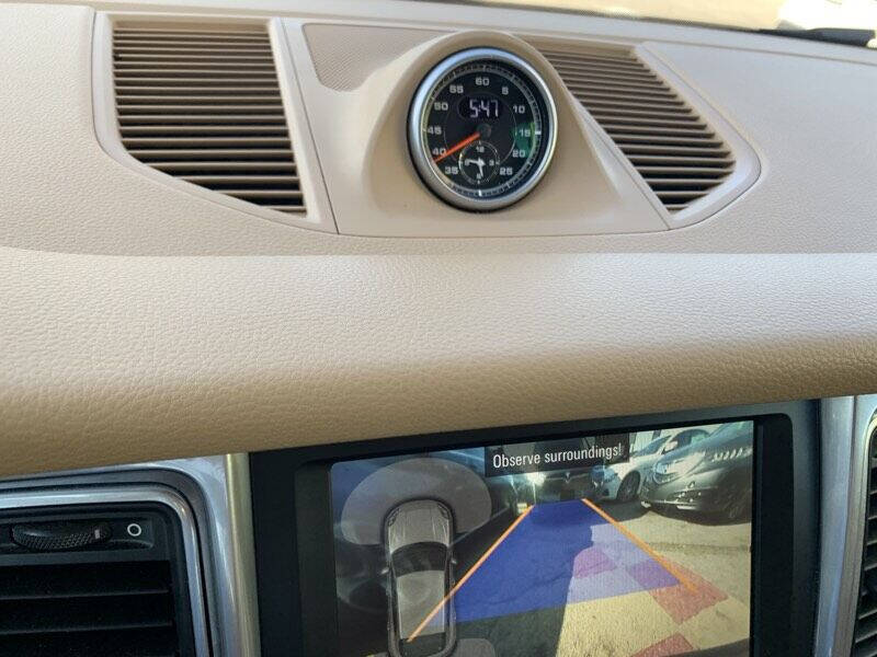 2015 Porsche Macan S