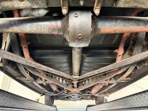 1948 Ford Super Deluxe