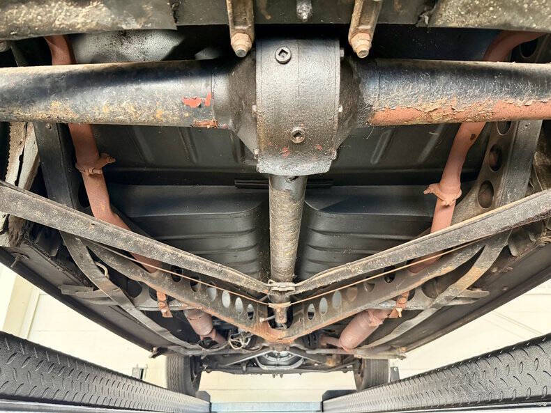 1948 Ford Super Deluxe