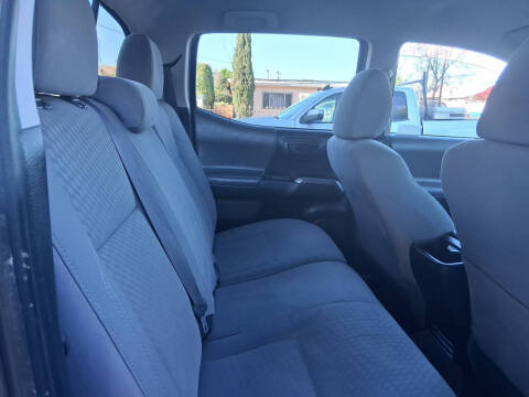 2020 Toyota Tacoma SR5 V6