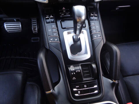 2016 Porsche Cayenne S