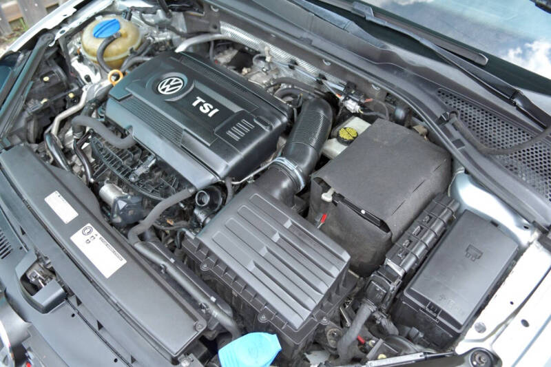 2017 Volkswagen Golf GTI S