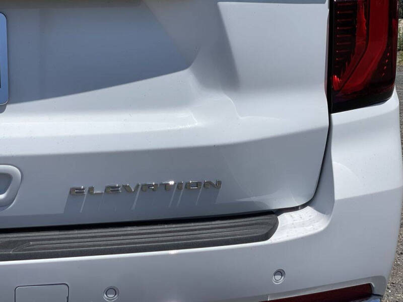 2026 GMC Yukon Elevation