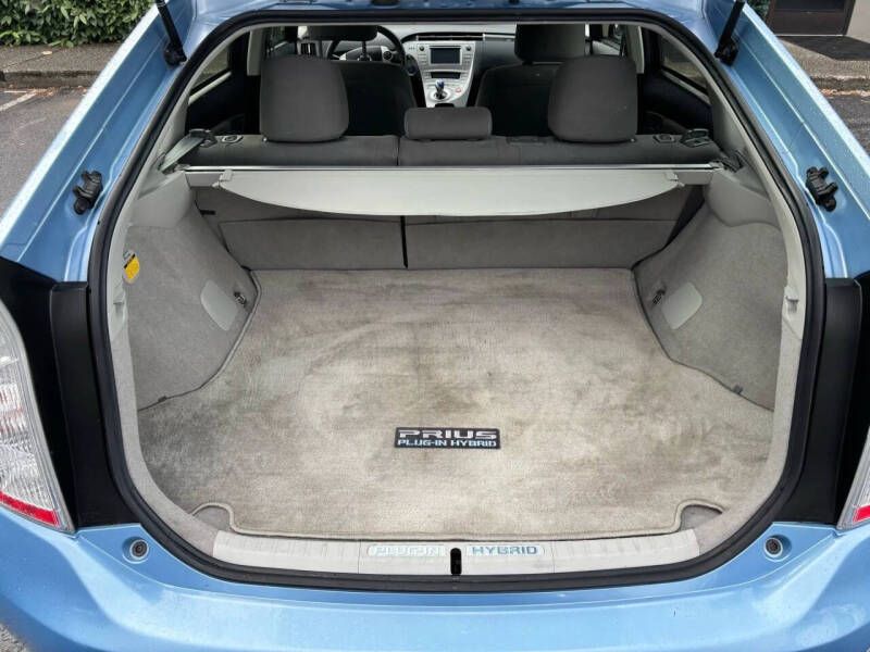 2015 Toyota Prius Plug-in Hybrid