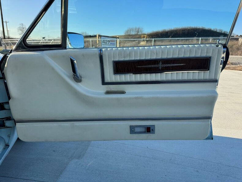 1966 Ford Thunderbird