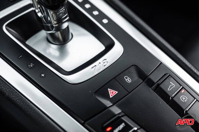 2017 Porsche 718 Cayman