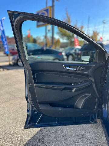 2017 Ford Edge Titanium