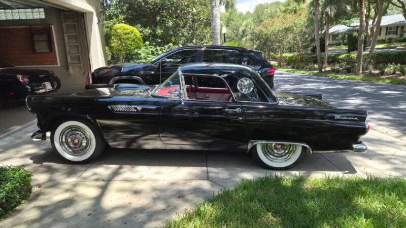 1955 Ford Thunderbird