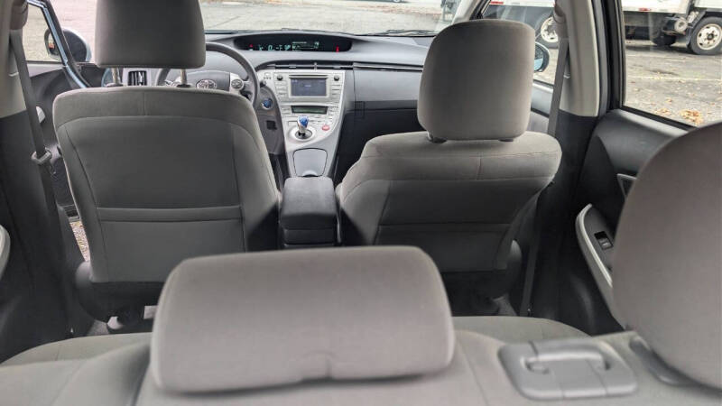 2014 Toyota Prius Three