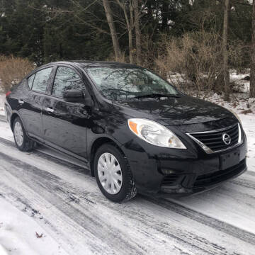 2014 Nissan Versa 1.6 SV