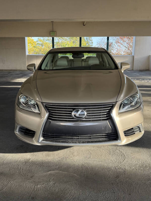 2014 Lexus LS 460