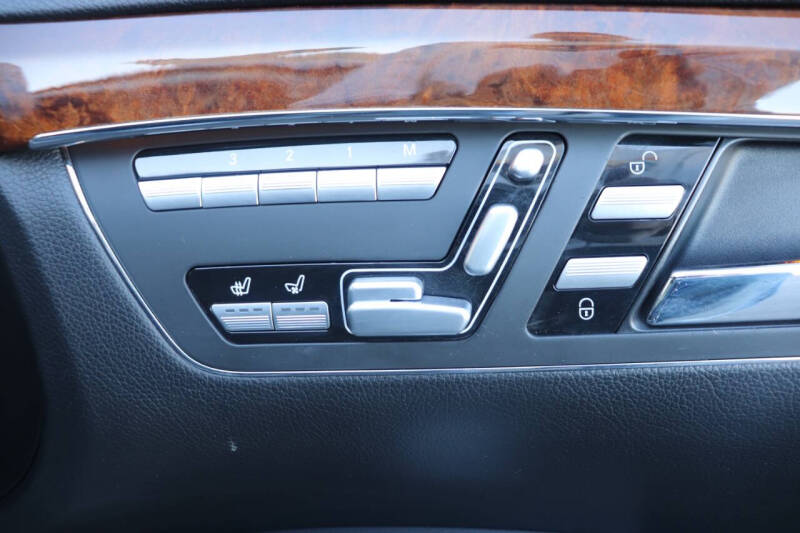 2008 Mercedes-Benz S-Class S 550