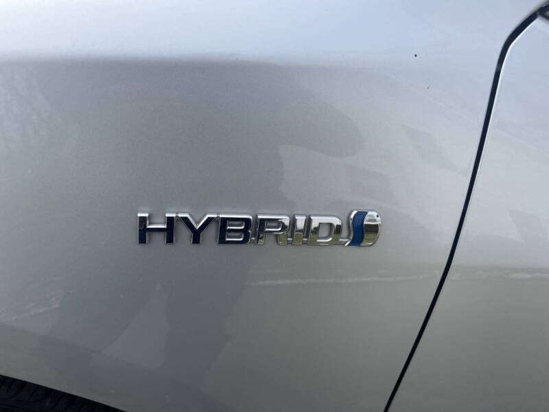 2012 Toyota Camry Hybrid LE