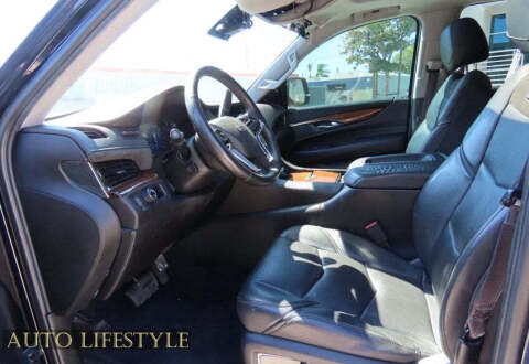 2017 Cadillac Escalade Luxury