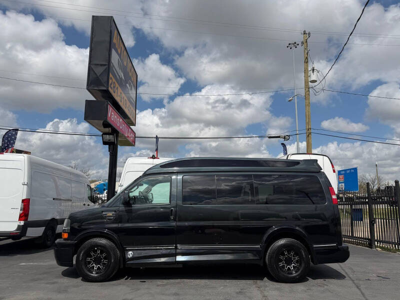 2017 Chevrolet Express 2500