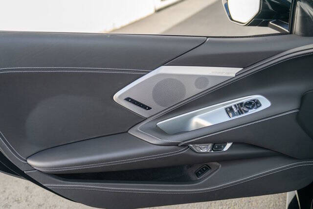 2021 Chevrolet Corvette 14