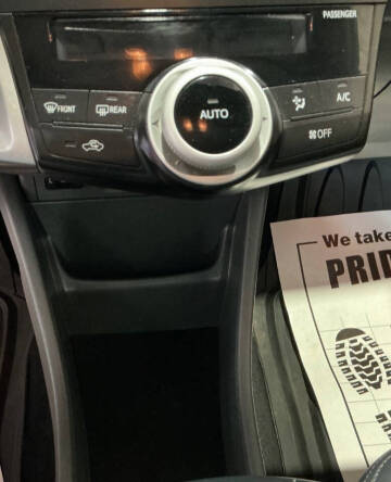 2013 Toyota Prius v Five