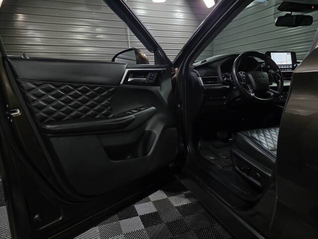 2022 Mitsubishi Outlander SEL