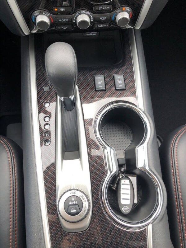 2019 Nissan Pathfinder SL