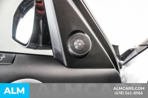 2022 Land Rover Discovery P300 S R-Dynamic