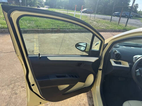 2013 Chevrolet Spark 1LT Auto