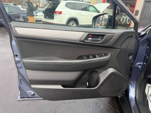 2018 Subaru Outback 2.5i Premium