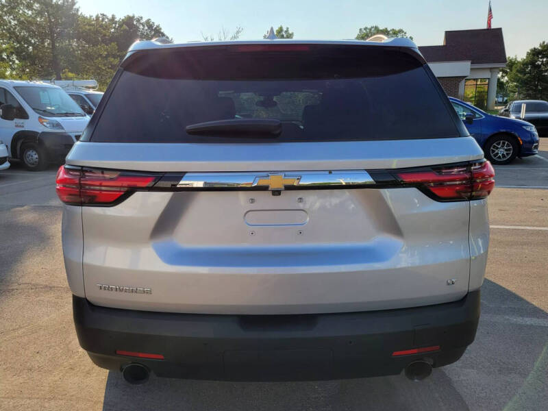 2022 Chevrolet Traverse LT Cloth