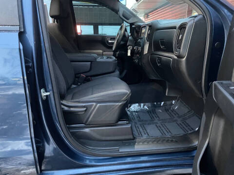 2019 Chevrolet Silverado 1500 Custom