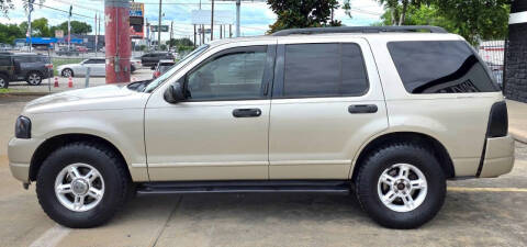 2004 Ford Explorer XLT