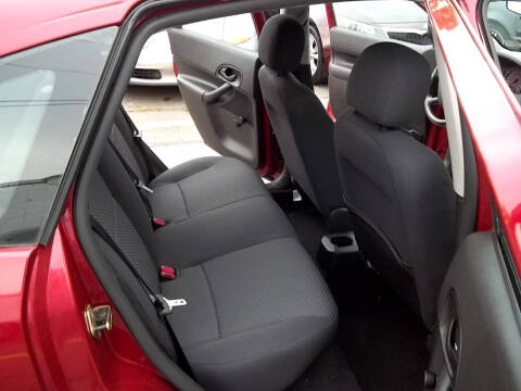 2005 Ford Focus ZX5 S