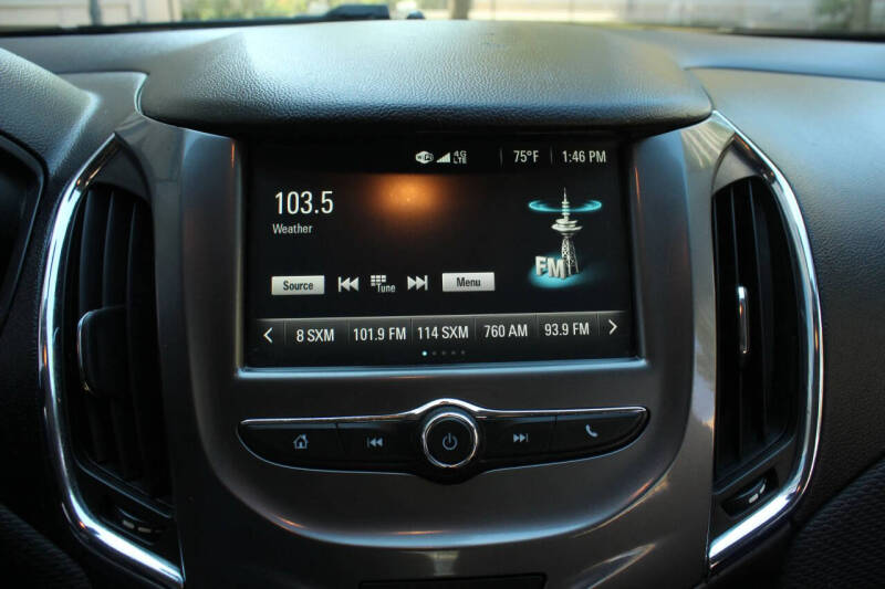 2017 Chevrolet Cruze LT Auto