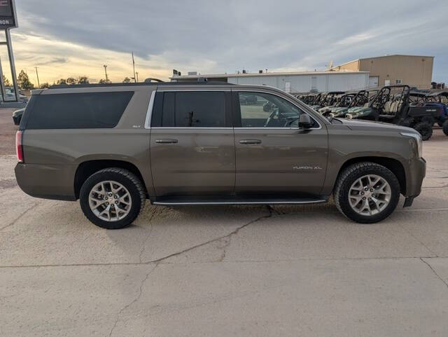 2016 GMC Yukon XL SLT