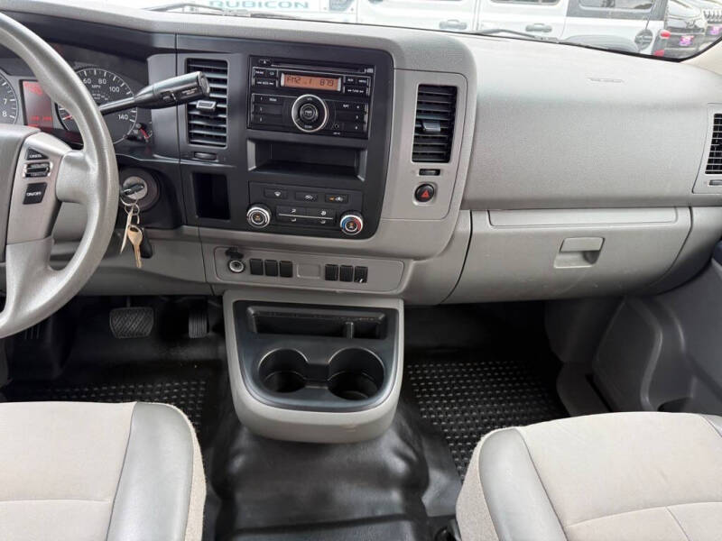 2013 Nissan NV 1500 SV