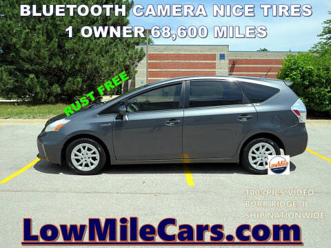 2014 Toyota Prius v Two