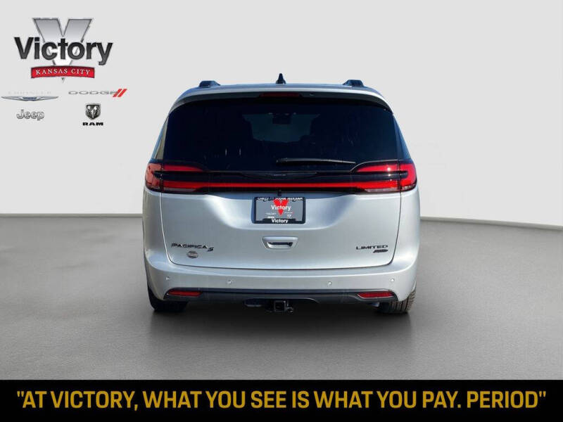 2026 Chrysler Pacifica Limited