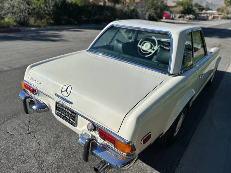 1970 Mercedes-Benz 280-Class