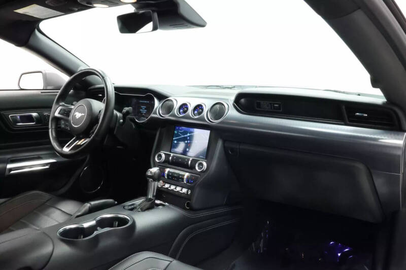 2022 Ford Mustang Mach 1