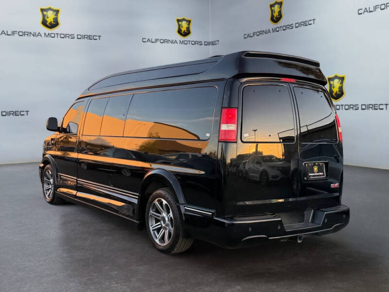 2017 GMC Savana 2500