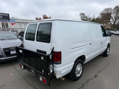 2011 Ford E-Series E-150