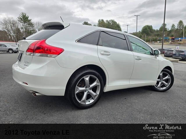 2012 Toyota Venza LE