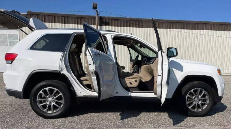 2016 Jeep Grand Cherokee Limited photo 14