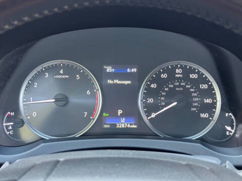 2023 Lexus IS 300