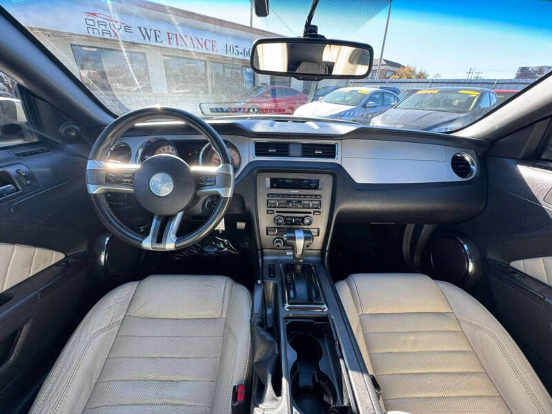 2012 Ford Mustang V6 Premium