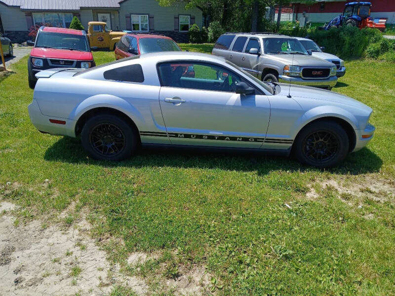 2007 Ford Mustang V6 Deluxe