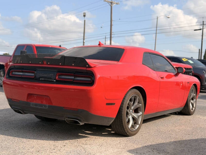 2016 Dodge Challenger R/T Plus
