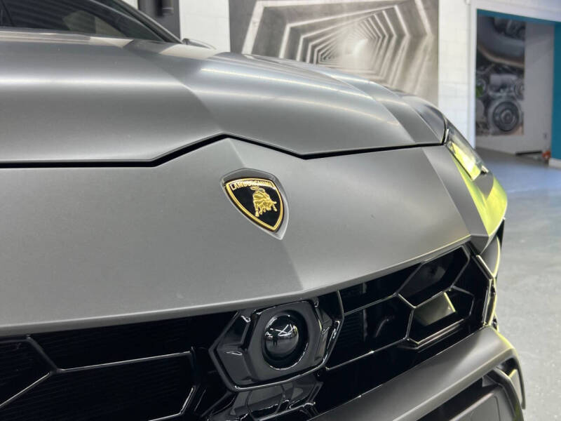 2022 Lamborghini Urus