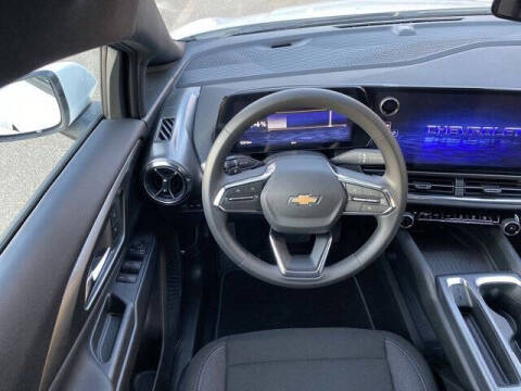 2026 Chevrolet Equinox EV LT 1