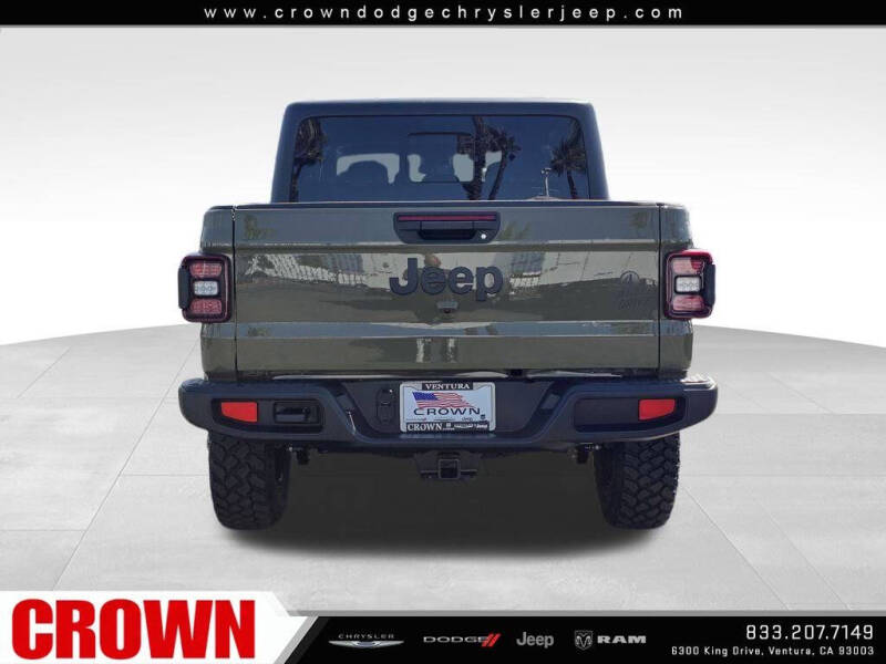 2025 Jeep Gladiator Willys