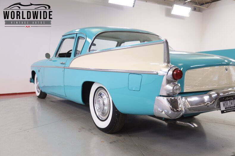1957 Studebaker Silver Hawk