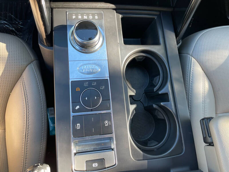 2020 Land Rover Discovery SE